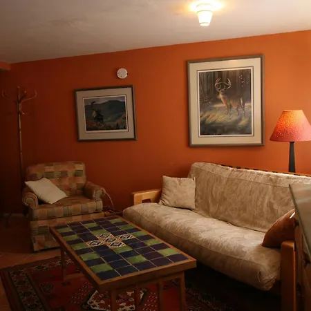 Spirit Tree Inn B&B
