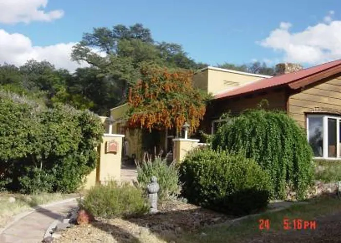 Spirit Tree Bed and breakfast 3*